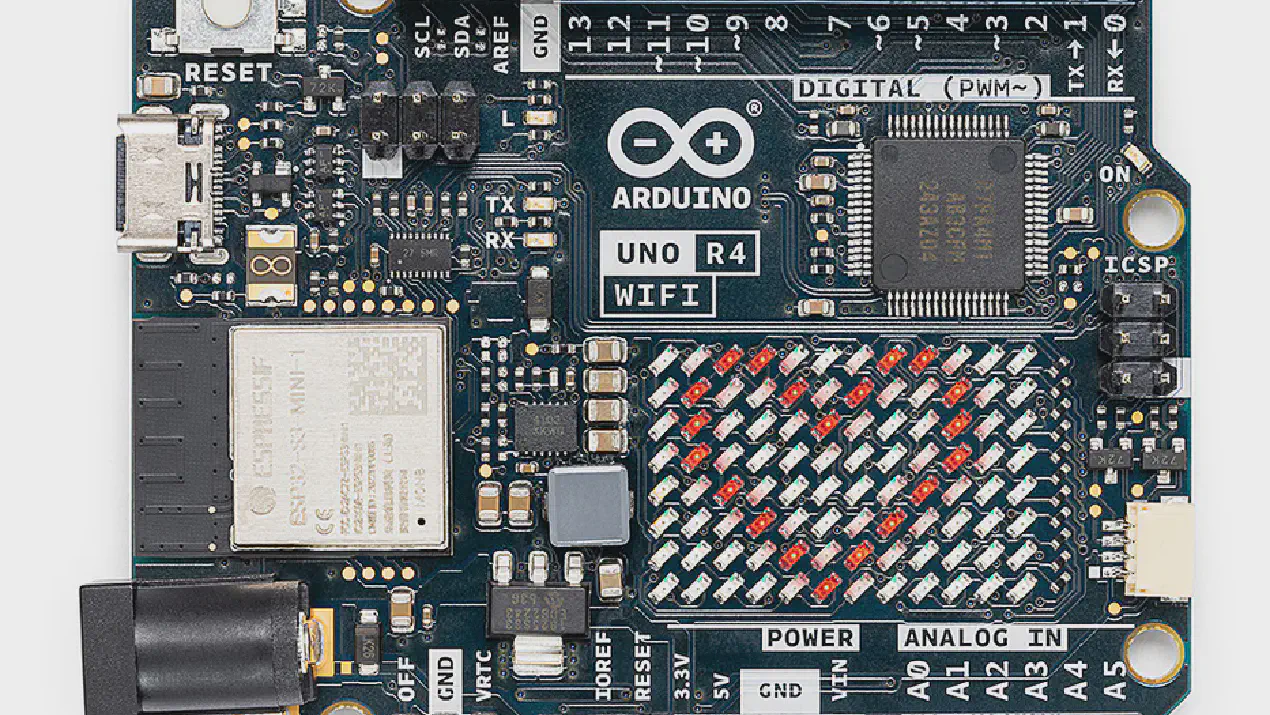 Due nuove schede Arduino UNO R4: Minima e WiFi
